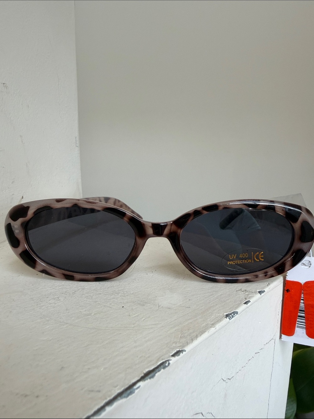 Rich & Famous Oval Tortoise Sunglasses. NWT